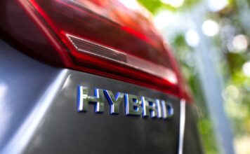 Baterías de autos híbridos: ¿Cuánto tiempo y kilómetros pueden durar?