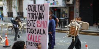 Multa al Gobierno por Incumplimiento de Ley Universitaria a un Día de la Marcha Federal